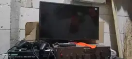 Ps 2 +TV Sharp 24in komplit tinggal pakai no  minus
