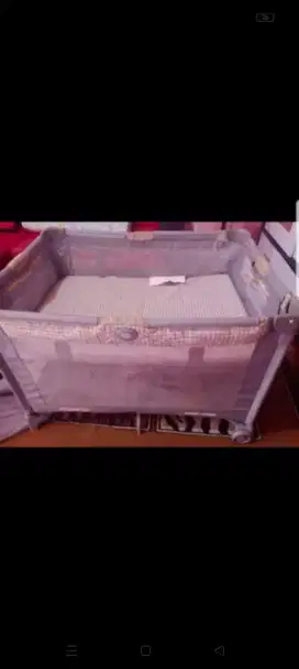 Box anak merek Graco