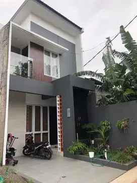 Rumah strategis di galaksi kota Bekasi