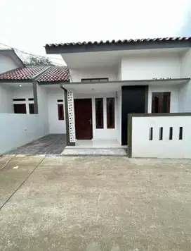 Rumah 1 dan 2 lantai dekat stasiun Citayam
