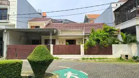 Rumah Asri Siap Huni Dalam Cluster Rancho Indah di Tanjung Barat