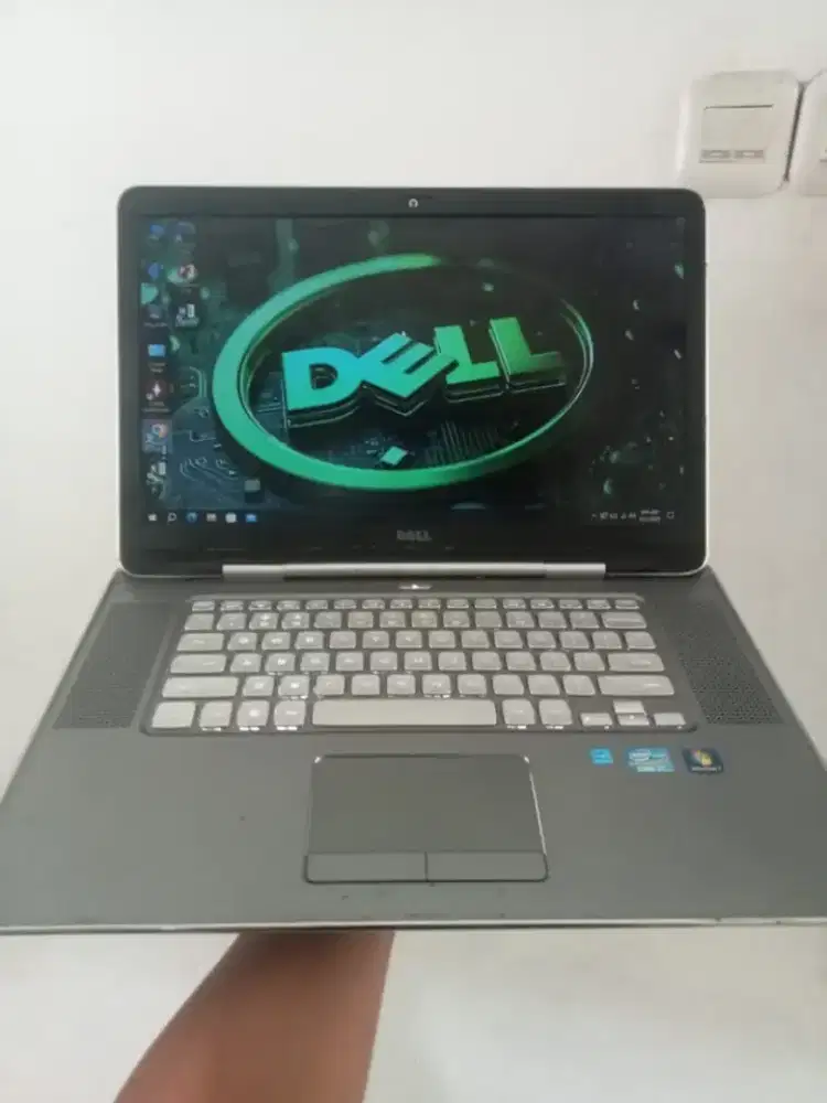 Laptop Dell i7 gen 2 8GB Bagus