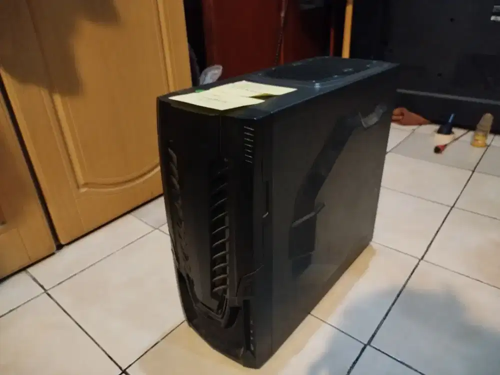 PC AMD FX 9370 R7 200 series