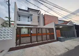 Turun Harga Rumah Strategis di Buah Batu Turangga