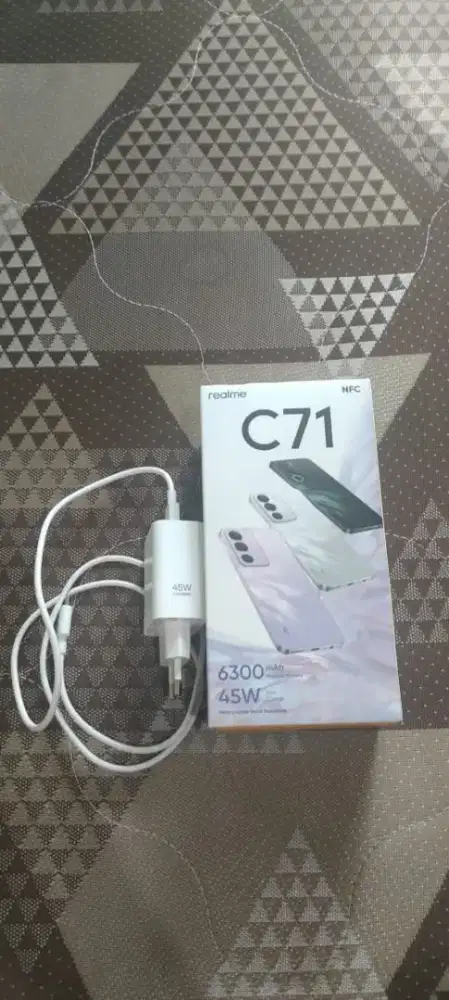 Charger dan kotak
