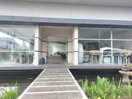 Di sewakan ruang gedung kantor siap pakai.di narogong dalam komplek.gu