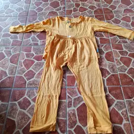 Paket 2 pcs baju tidur anak usia 3 - 4 tahun