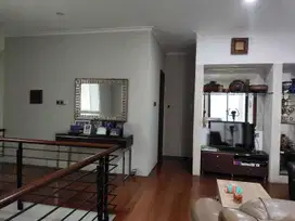 Rumah Minimalis bagus Spool Cipete Lt. 353 m/Lb. 415 m. 10,5 M