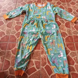 Paket 2 pcs baju tidur anak usia 3 - 4 tahun