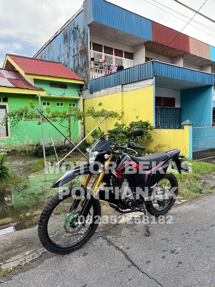 Honda CRF 150L Trail Tahun 2024