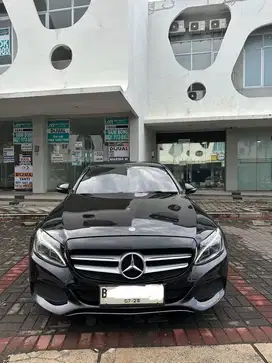 Mercedes benz c200 w205 2016 black