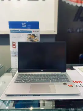 HP 14-EM0018AU Ryzen 5-7530U/8GB/512GB SSD/14″ FHD/Win 11 Home+OHS 202