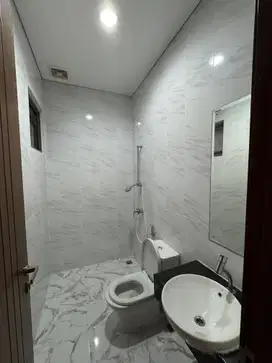 Disewakan Rumah Di Luxmore - Greenwich , BSD City