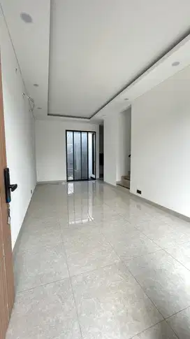 Hunian Modern 2 Lantai Selangkah ke Jakarta Selatan