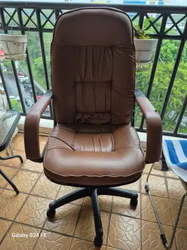 Kursi kantor bisa nego