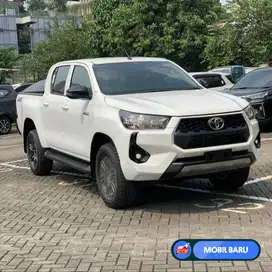[Mobil Baru] HILUX G MANUAL DOUBLE CABIN 4X4 2025 WHITE