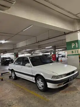 Mitsubishi Eterna SOHC. Tahun 1989