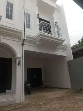 rumah mewah harga murah dekat pintu toll di jagakarsa
