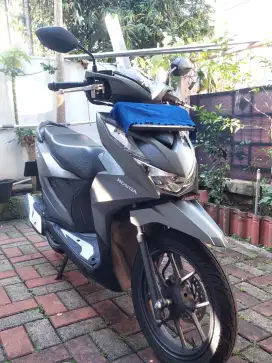Beat Deluxe Iss 2024 Tangan 1 KM 2000