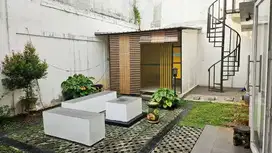 Rumah sewa Jatinegara 5 kamar dekat Mall Basura Jakarta Timur