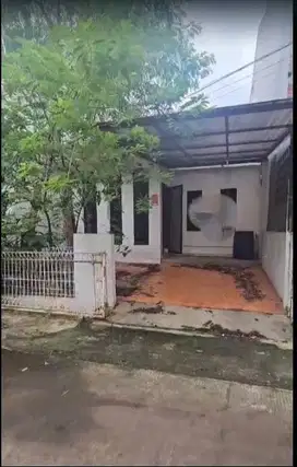 Rumah Dekat Pakuwon dan LRT di Bekasi Kota