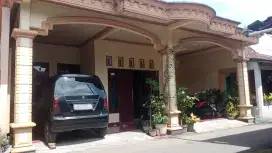 Dikontrakkan / Disewakan Rumah Strategis dan Murah di Muntilan