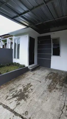 Rumah Baru 2 Lantai Sebelah Citra Garden Serpong Langsung Huni