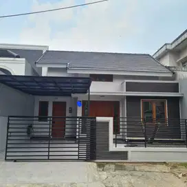 Dijual Rumah di Kencana Loka BSD Tangerang Selatan