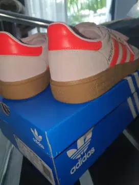 Jual Sepatu Adidas Handball Spezial W