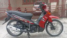 Yamaha Vega ZR tahun 2009.