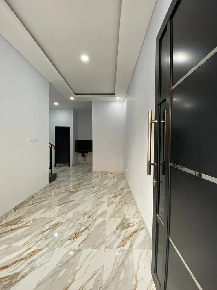 Rumah murah 2lantai siap huni lokasi Cibinong