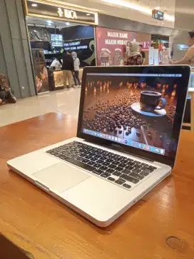 Macbook Pro 13 inch 2012 i5 8/500GB