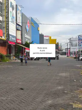 Ruko sewa jl perintis kemerdekaan 4 unit ruko