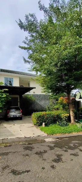 Dijual Murah BU Cepat Rumah 2 Lantai di Sentul City
