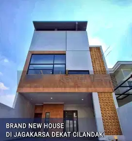 Dijual Rumah Modern nan Cantik di Ciganjur, Jagakarsa, Jaksel