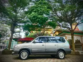 KIJANG KRISTA LUXURY 2004 AUTOMATIC