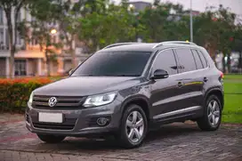 TERMURAH! DP 25JT. VW TIGUAN 1.4 TSi AT 2013 LOW KM