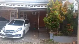 Rumah Bebas Banjir di dalam Cluster di Jatibening