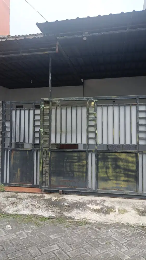 Rumah 2 Lantai Di Royal Paka Residence Surabaya