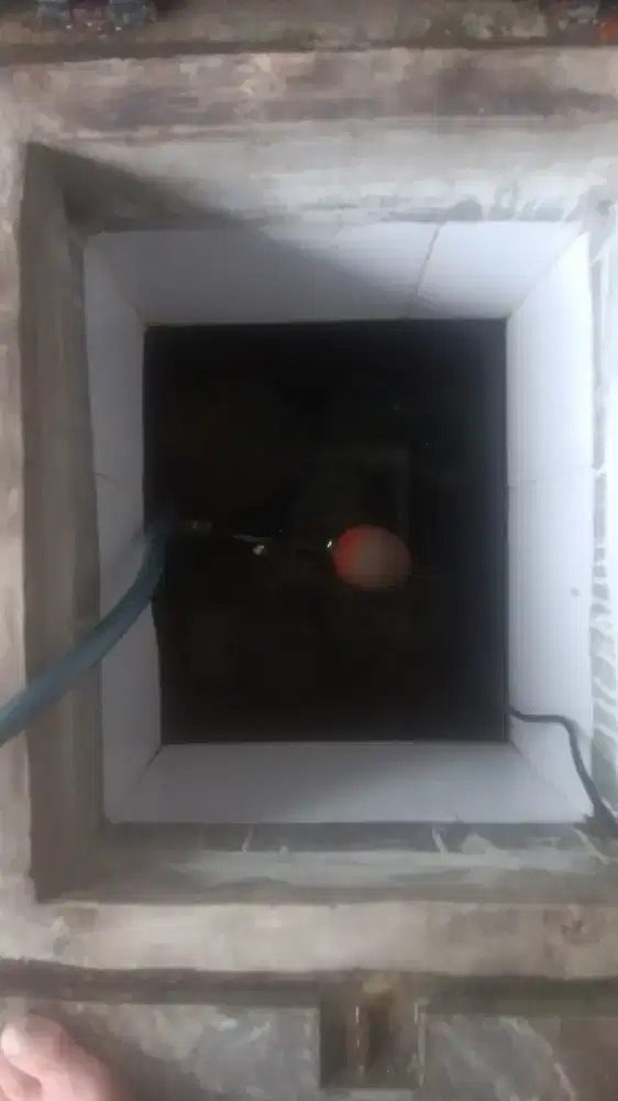 Cuci tandon rumah atas bawa kos2an ruko dll
