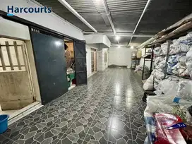 Rumah bisa untuk usaha di Solobaru.
