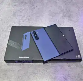 Samsung Galaxy Z Fold 6 12/512 second sein