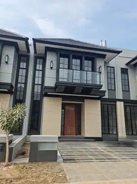 dijual villa citraland gama city hadap selatan lebar8