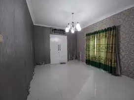 DIJUAL. RUMAH MEWAH KULDESAK DI CLUSTER BARU KOTA WISATA, HARGA MURAH