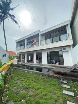 Villa Baru Tumbak Bayuh Mengwi Bali