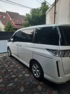 Dijual Mazda Biante Skyactive 2015 Putih