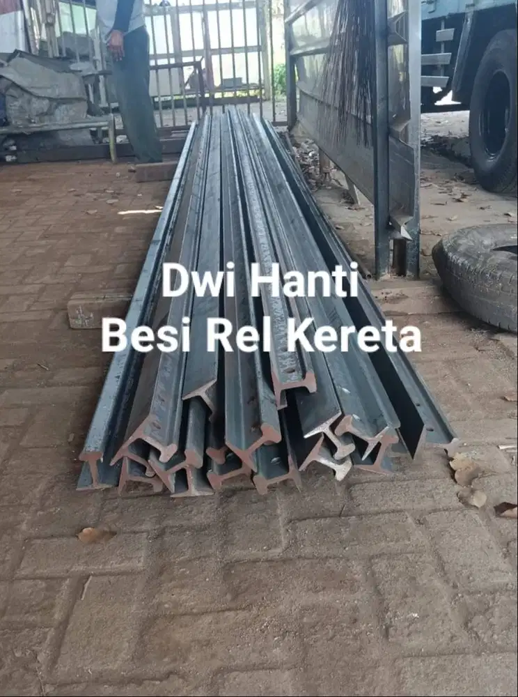 Besi Rel Lori Baru