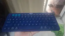 Keyboard Logitech K380