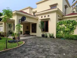 Di jual Rumah Mewak di Jakarta Selatan