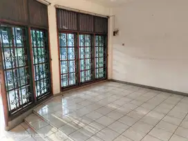 Sewa Rumah Siap Huni dan Nyaman Jl. Mandasia.Krapyak Semarang – 10248